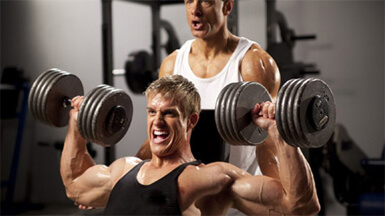 накачать плечи